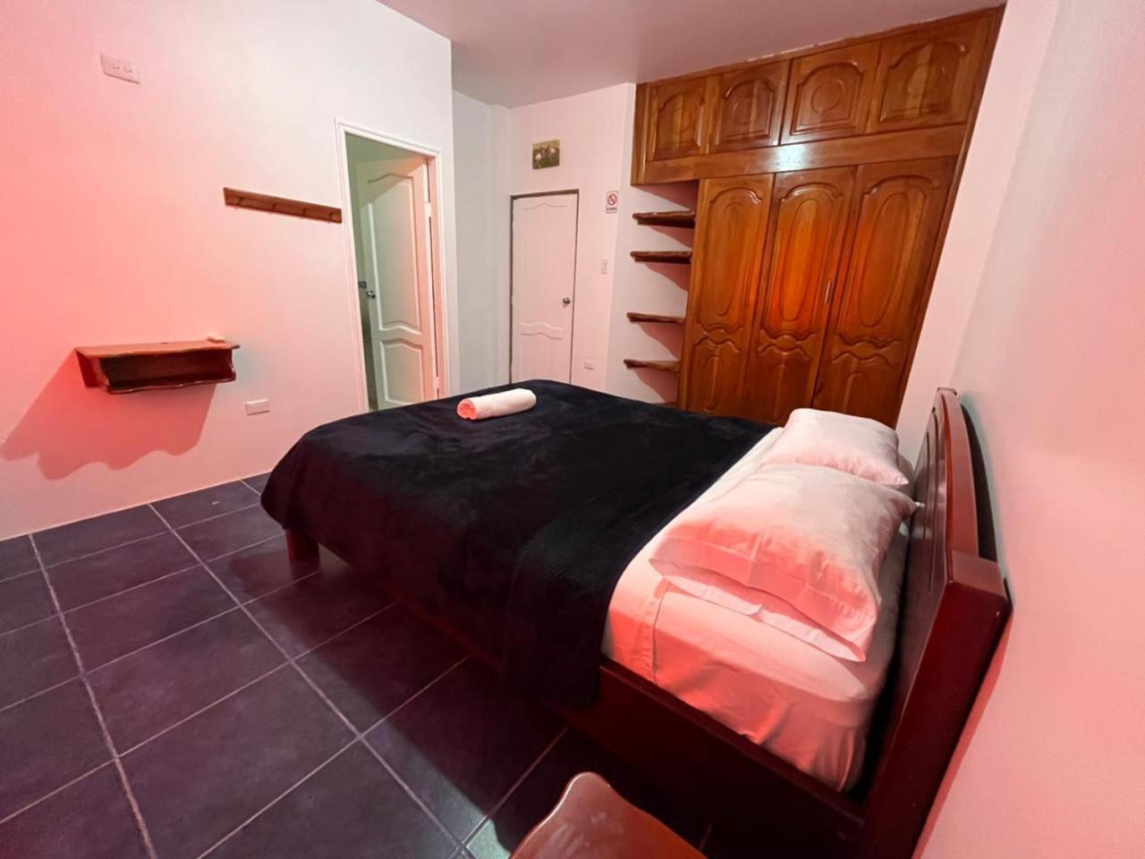 Hostal Neptuno - Poseidon Puerto Villamil Luaran gambar
